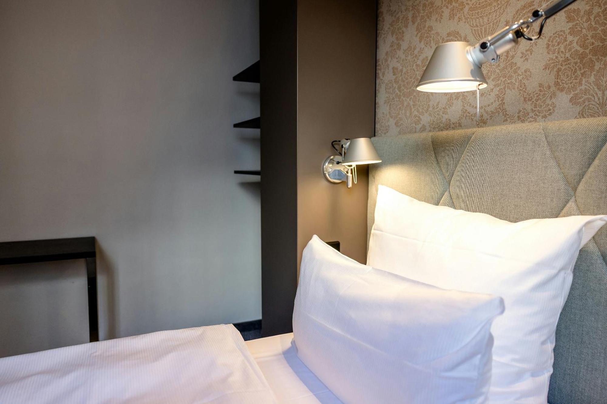 Motel One Muenchen-Sendlinger Tor — Photos 3